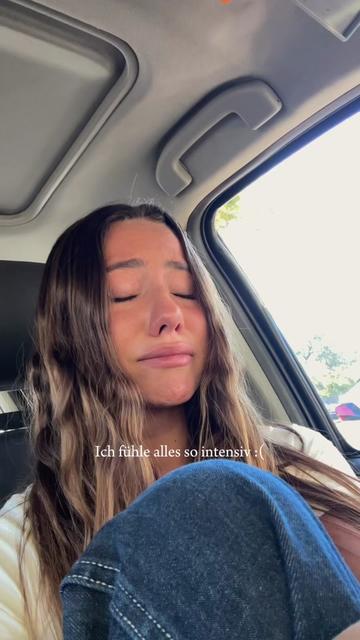 @Sophia