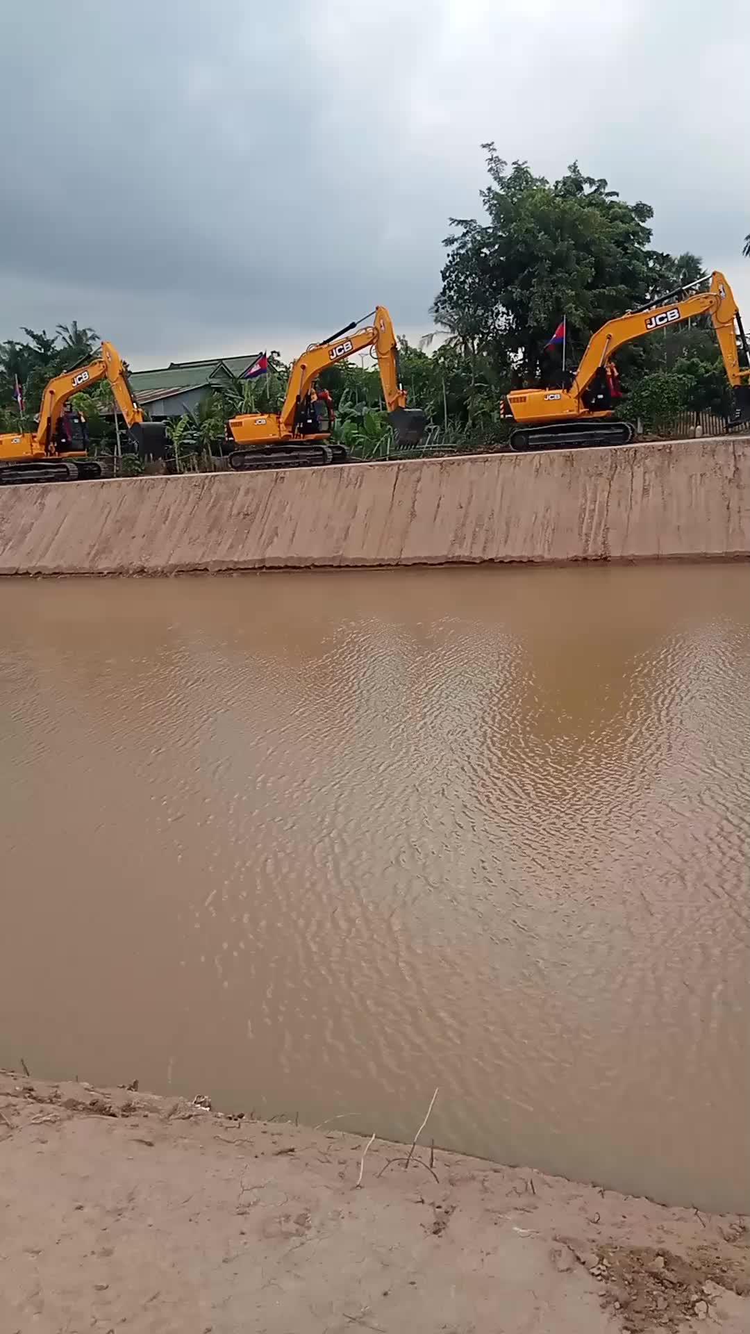 @ប្រុសស្មោះ