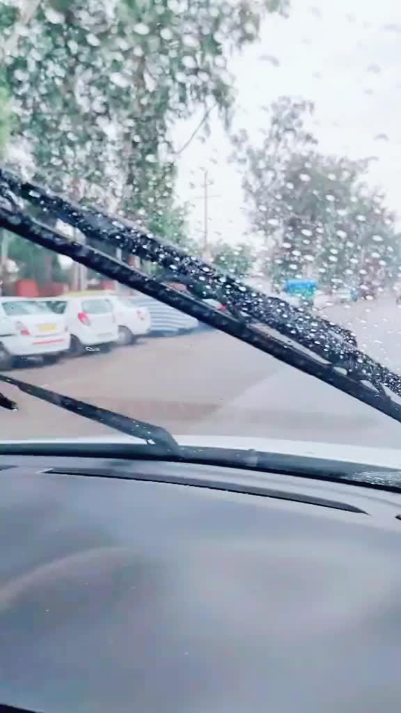 @HarsH RajpuT (HR72)