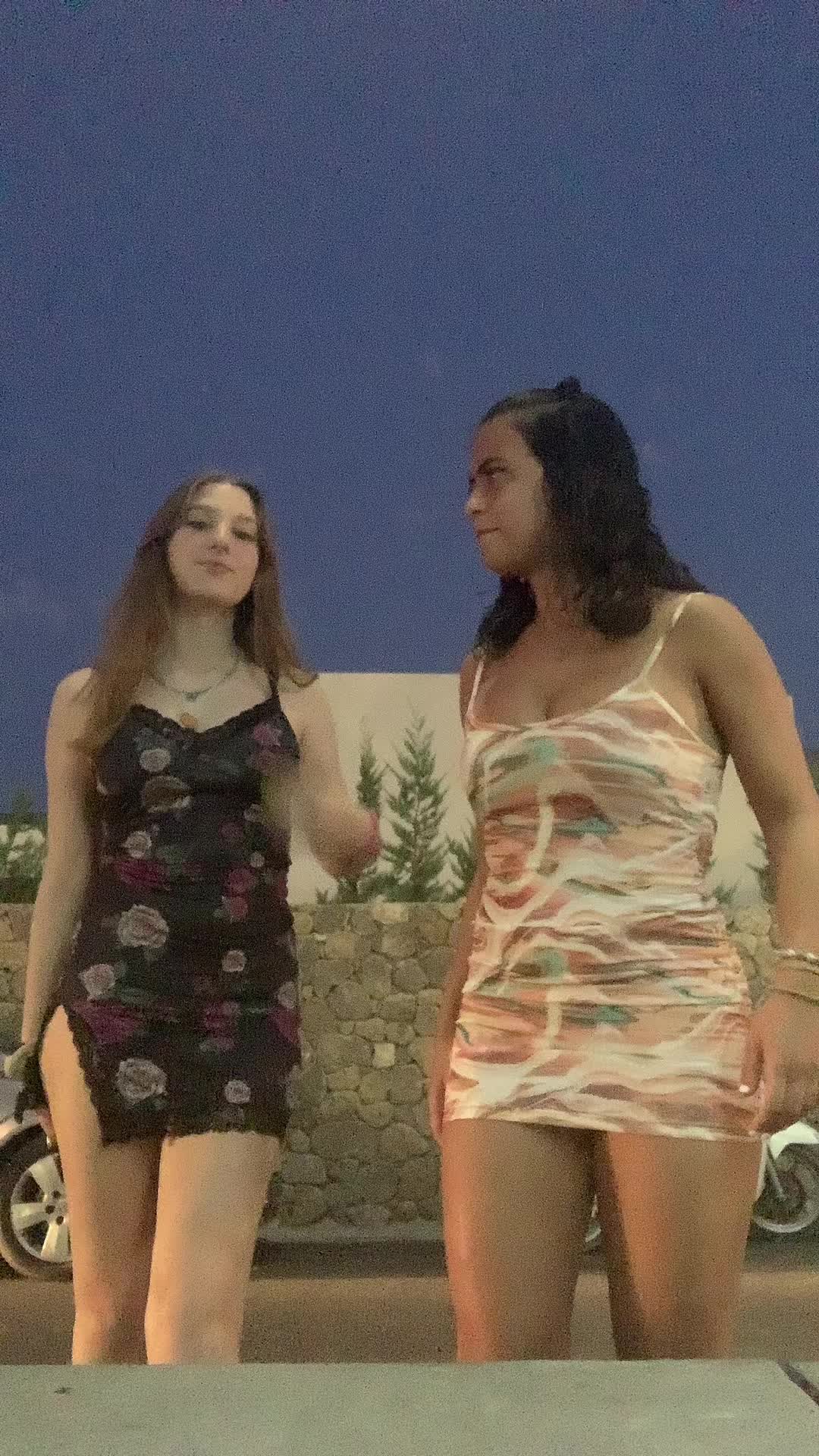@ellaraingold