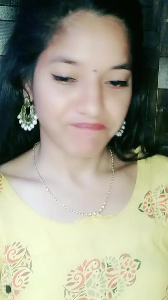 @👑diya👑