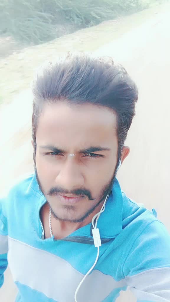 @ಹಗರಿಬೊಮ್ಮನಹಳ್ಳಿ ಹುಡುಗ