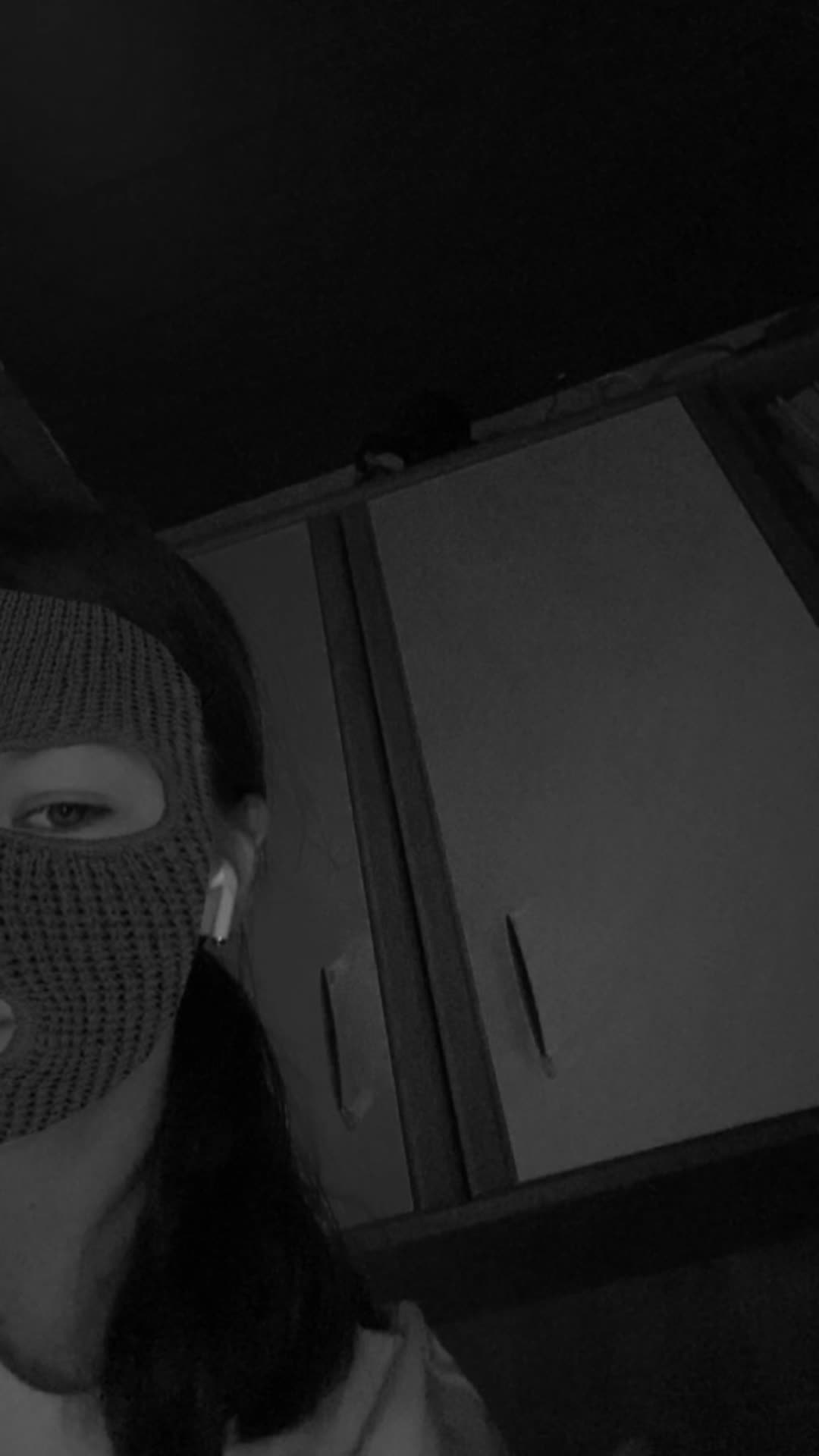 @𝐕