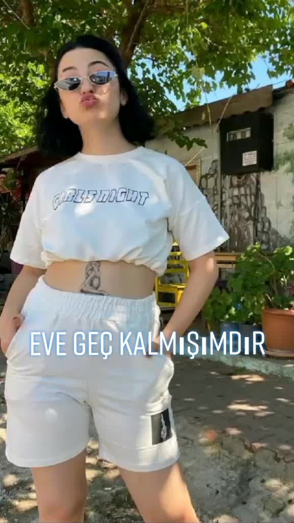 @FARKETMEDİ😔😔