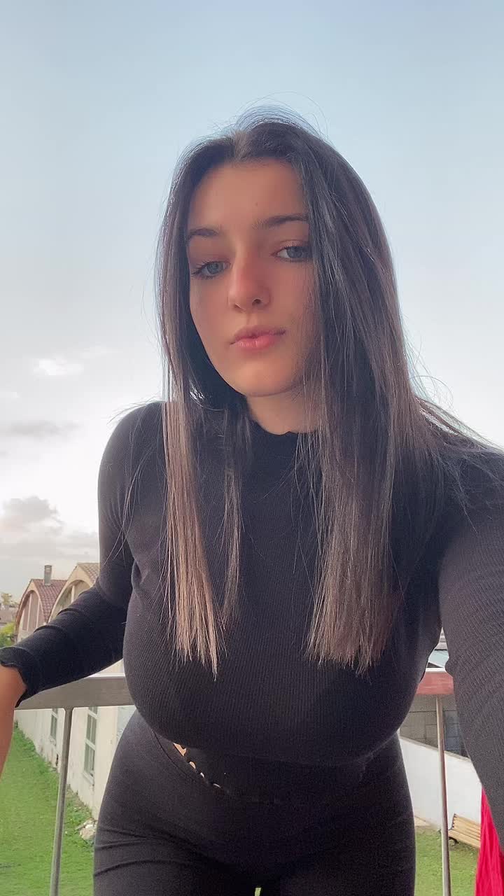 @Miryam