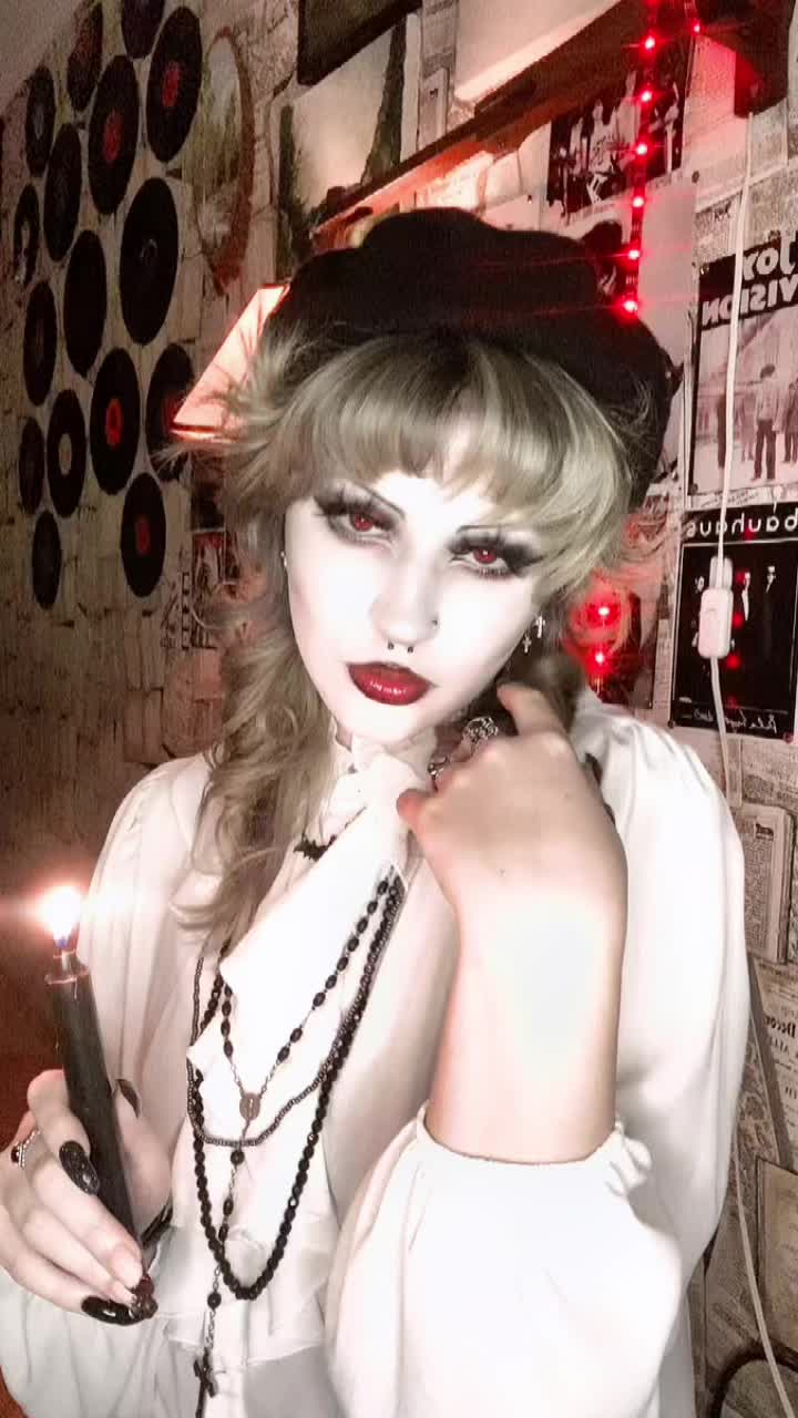 @𝕯𝖊𝖊𝖆🦇