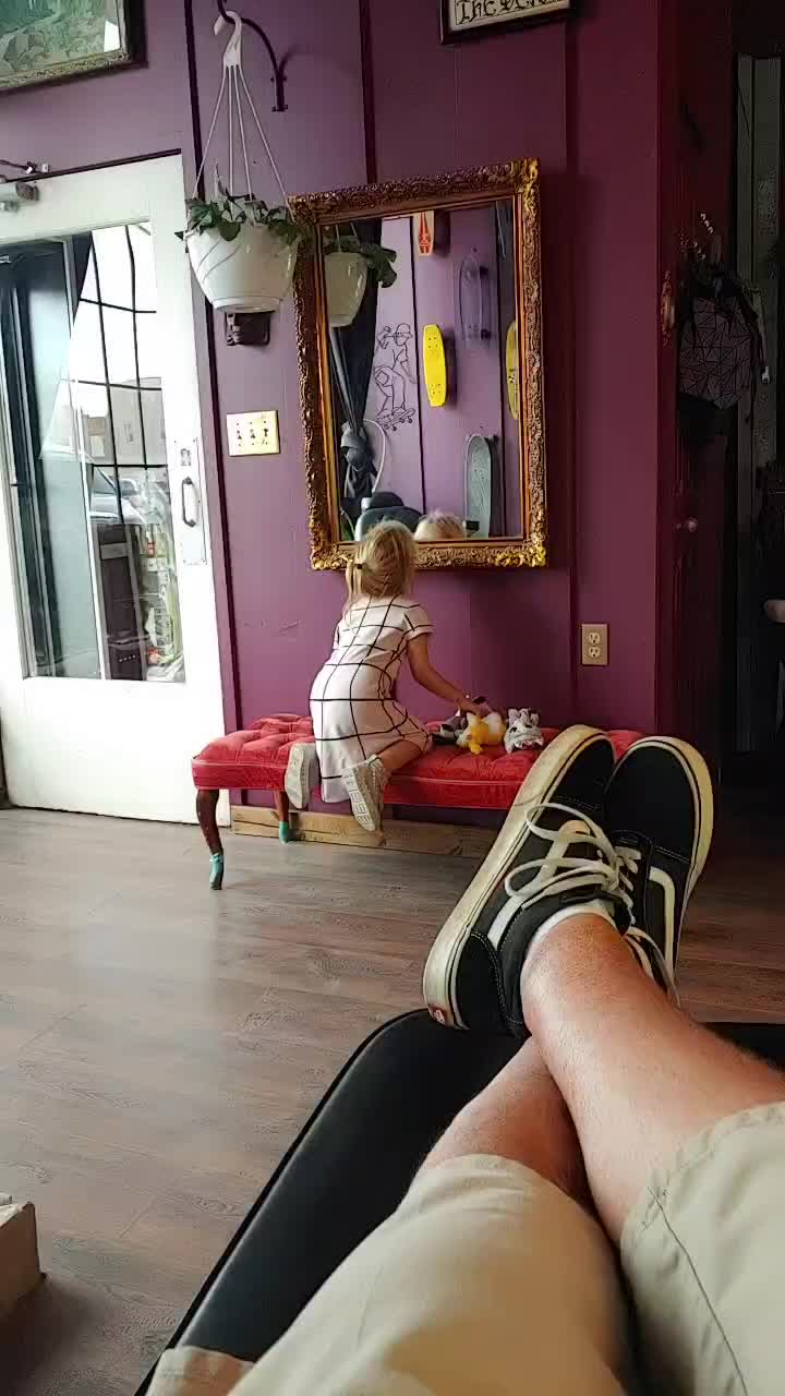 @1.Legged.Guy.Ry.3