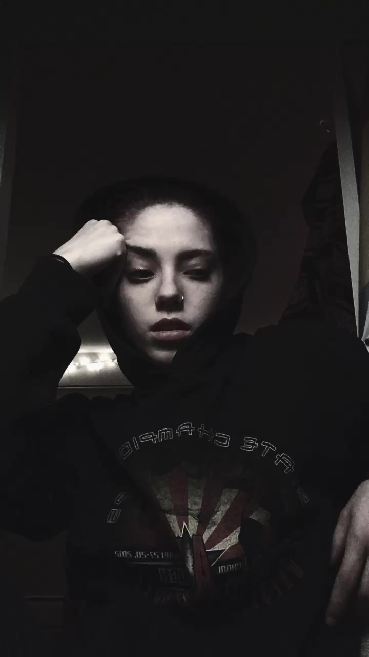 @Alysa🌙