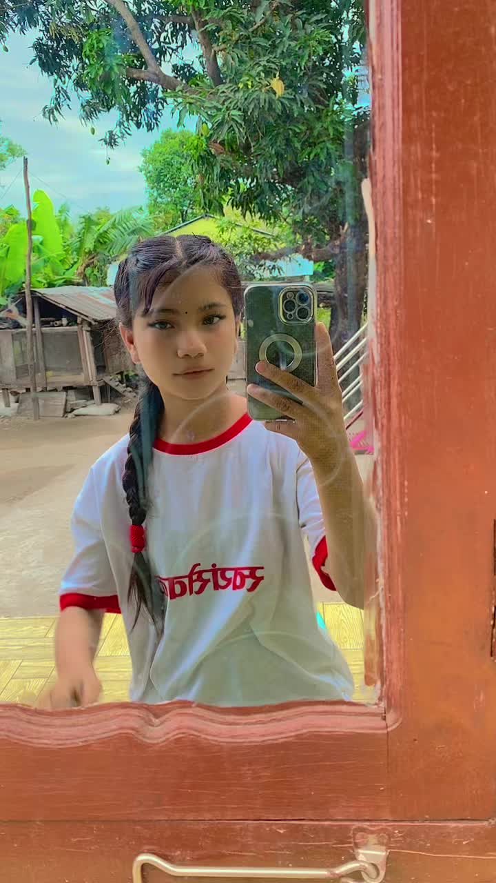 @Gurungni honi feri🩷❤️