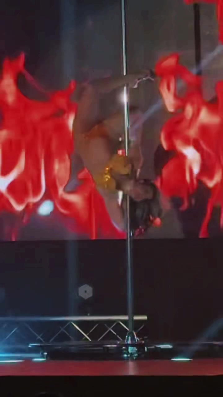 @Gemma LUX Pole Dance