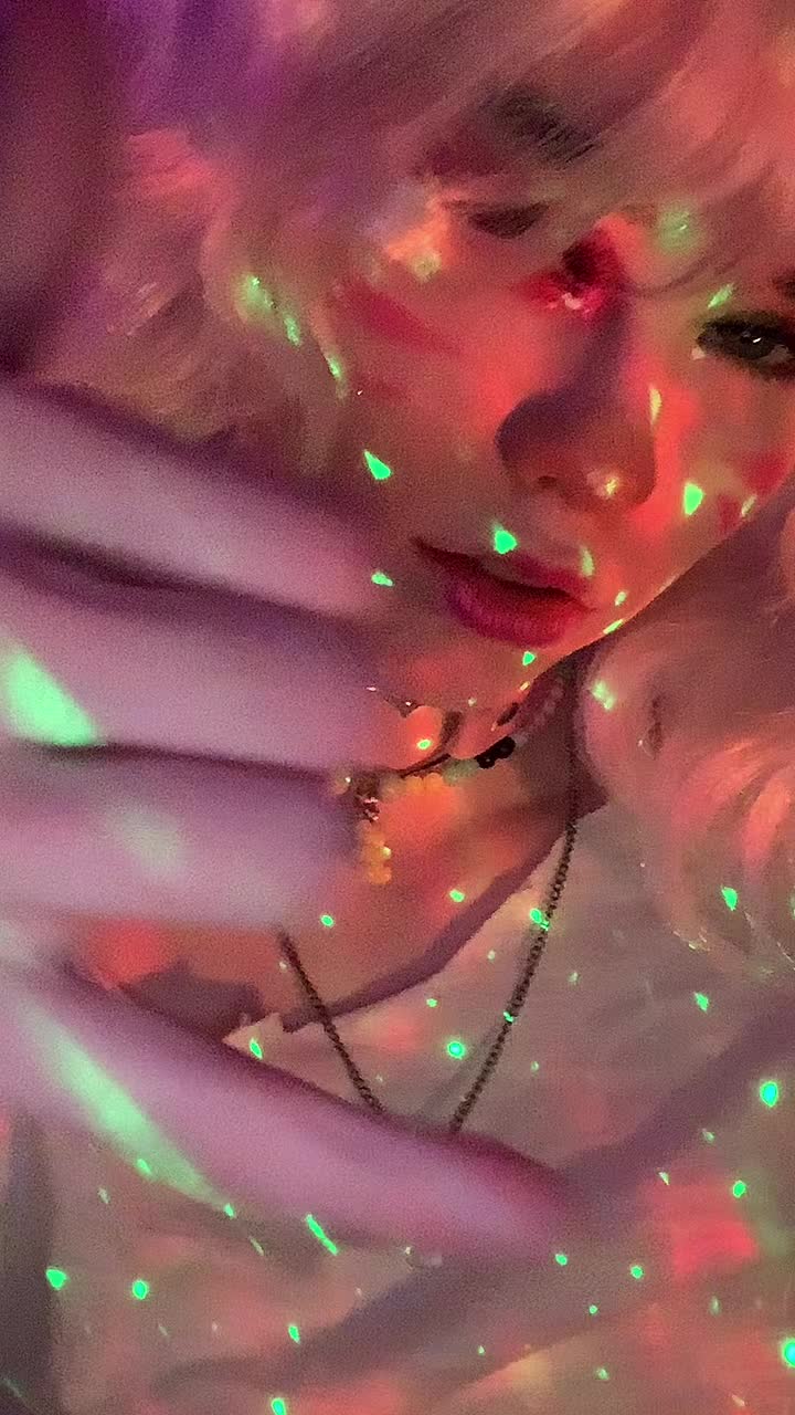 @L <3
