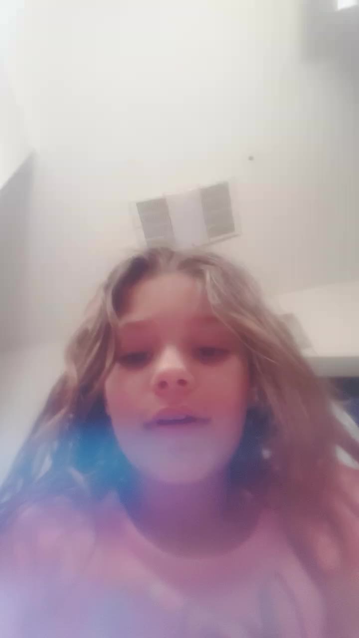 @x__wassup__x