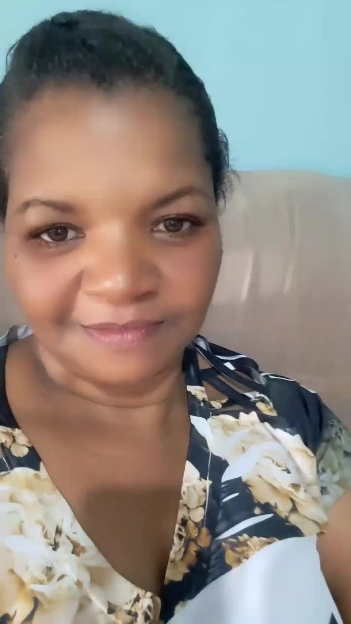 @celina ⚘️❤️⚘️