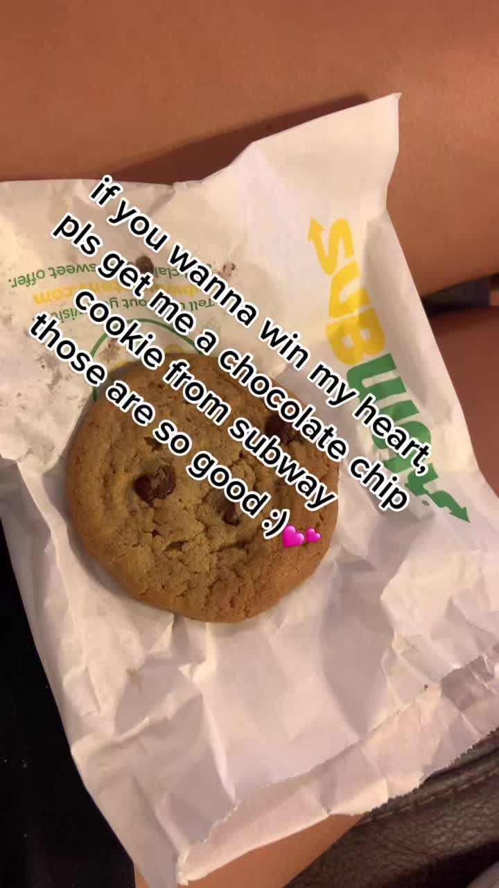 @<33🎭