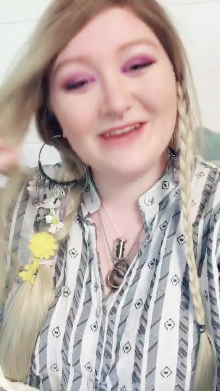 @sassyqueenkat