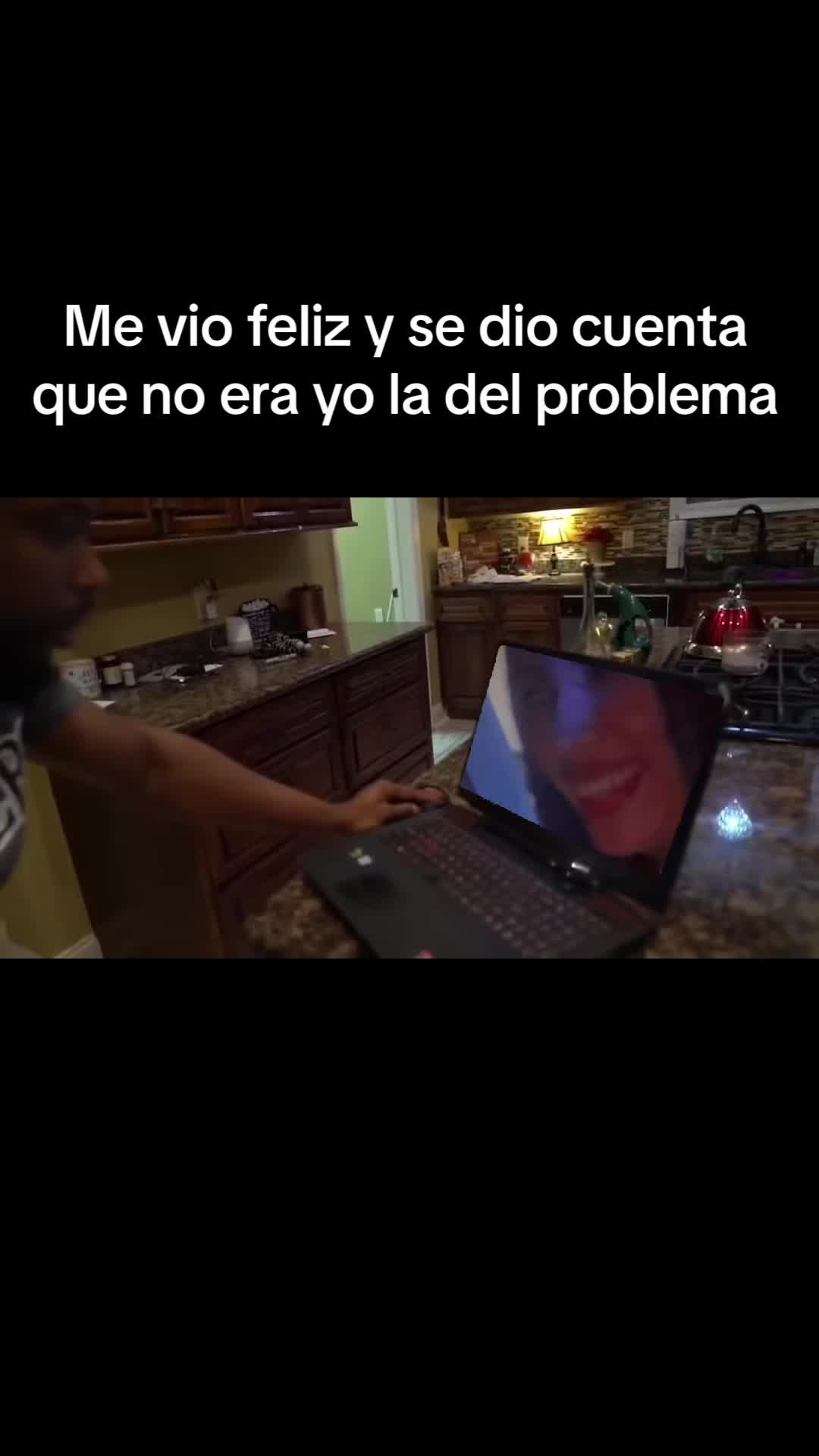 @Pelinegrana