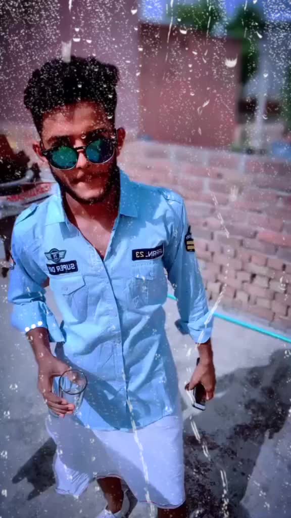 @Tera yaar 😎😎
