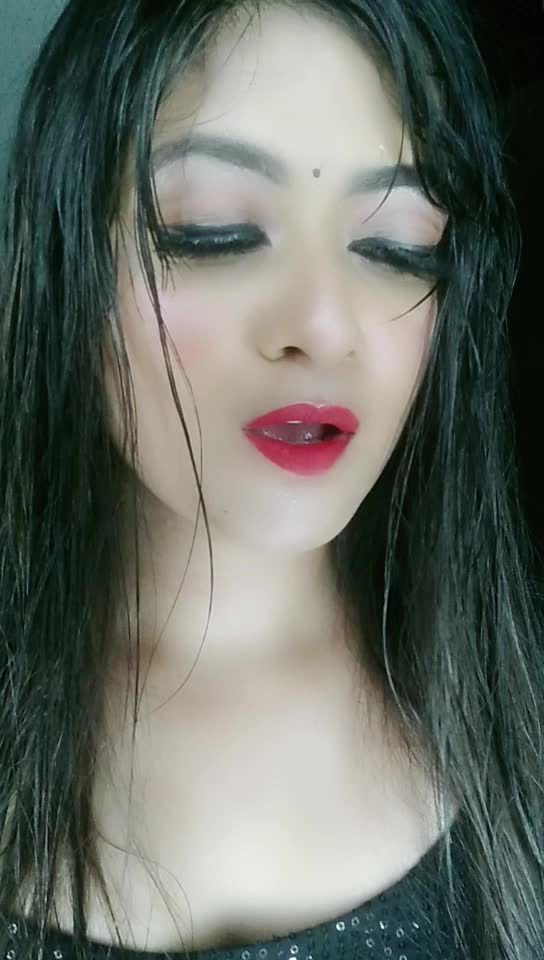 @MoubiPakhi💚❤