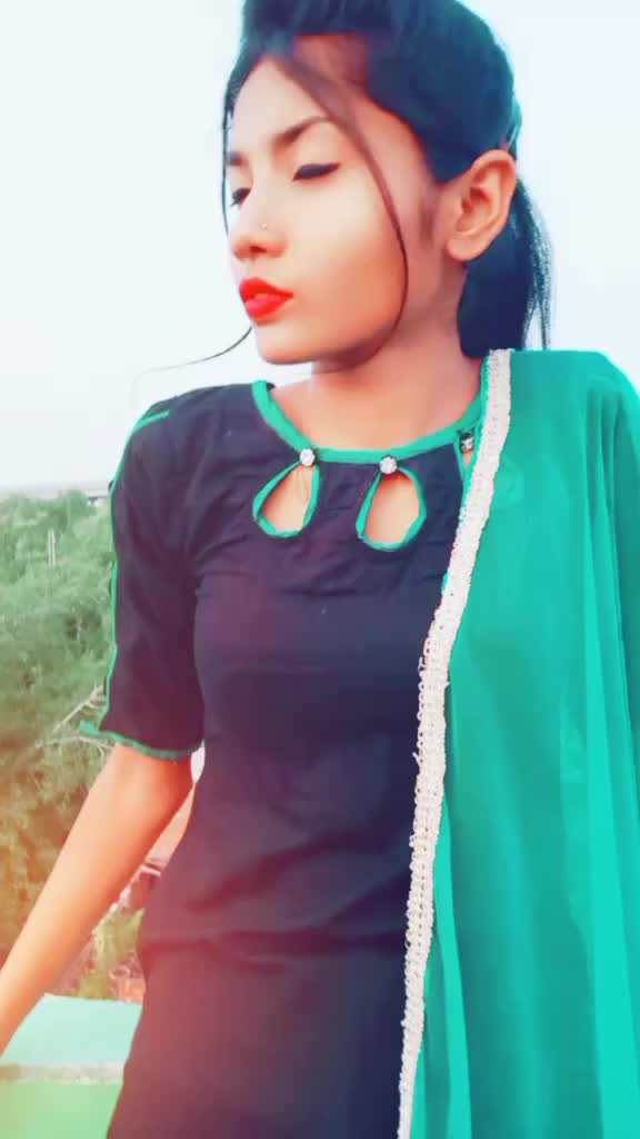 @👑 Rajora Queen 👑