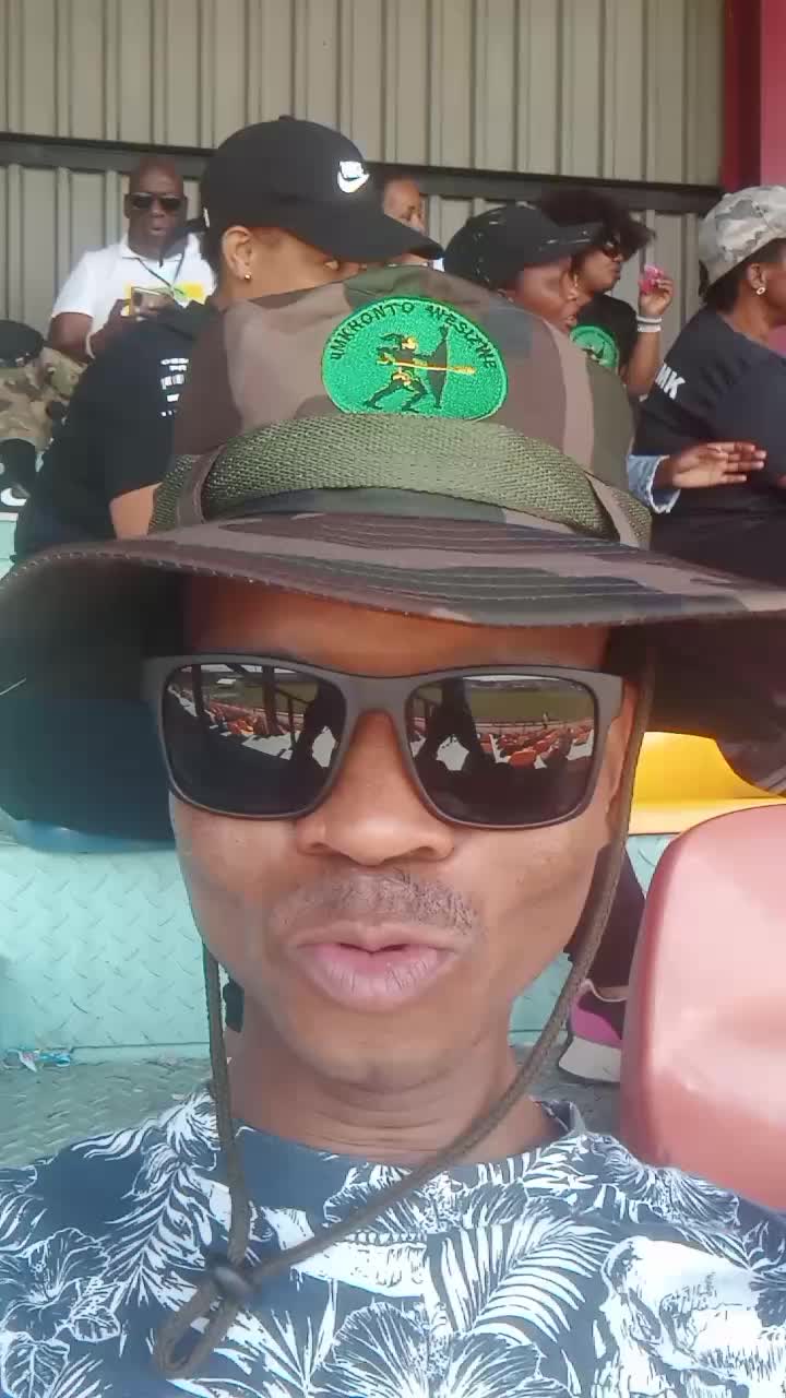 @Nqobizizwe7