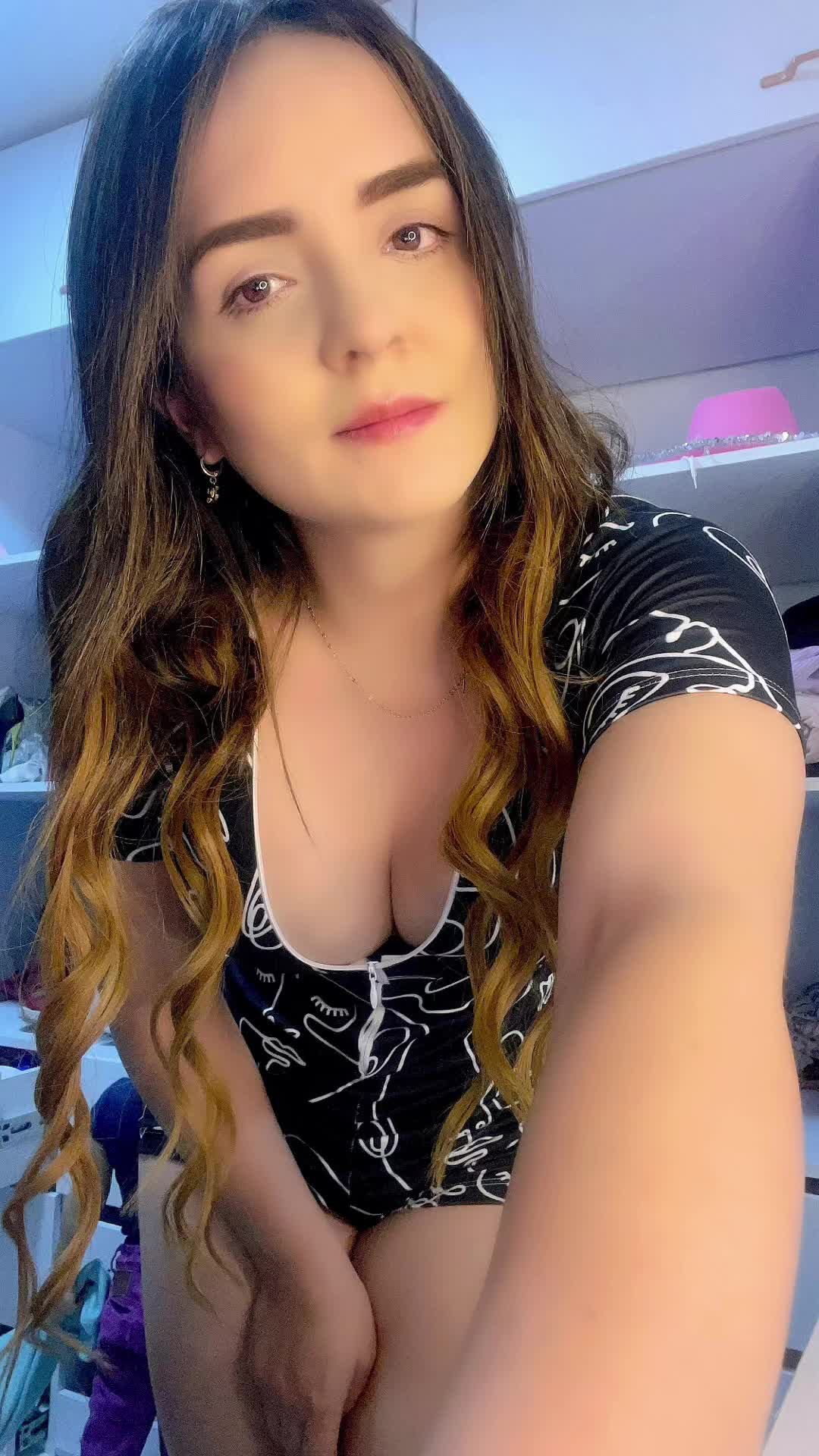@Paola hurtado