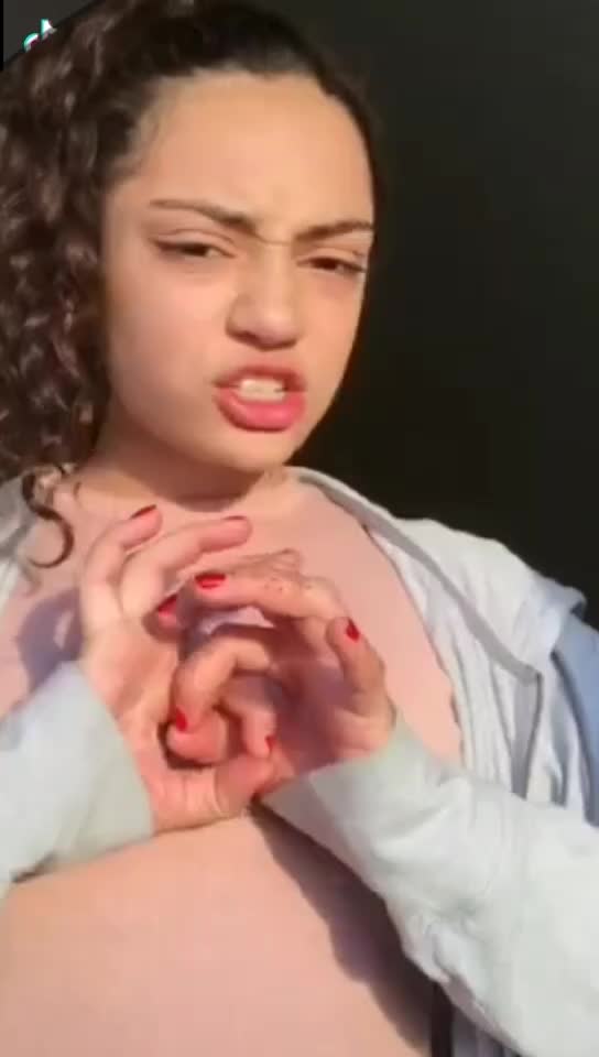 @charli.demelio