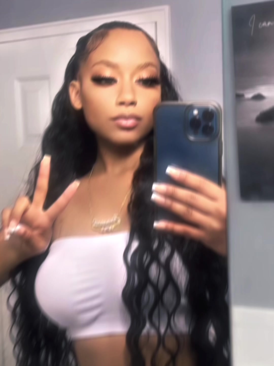 @️