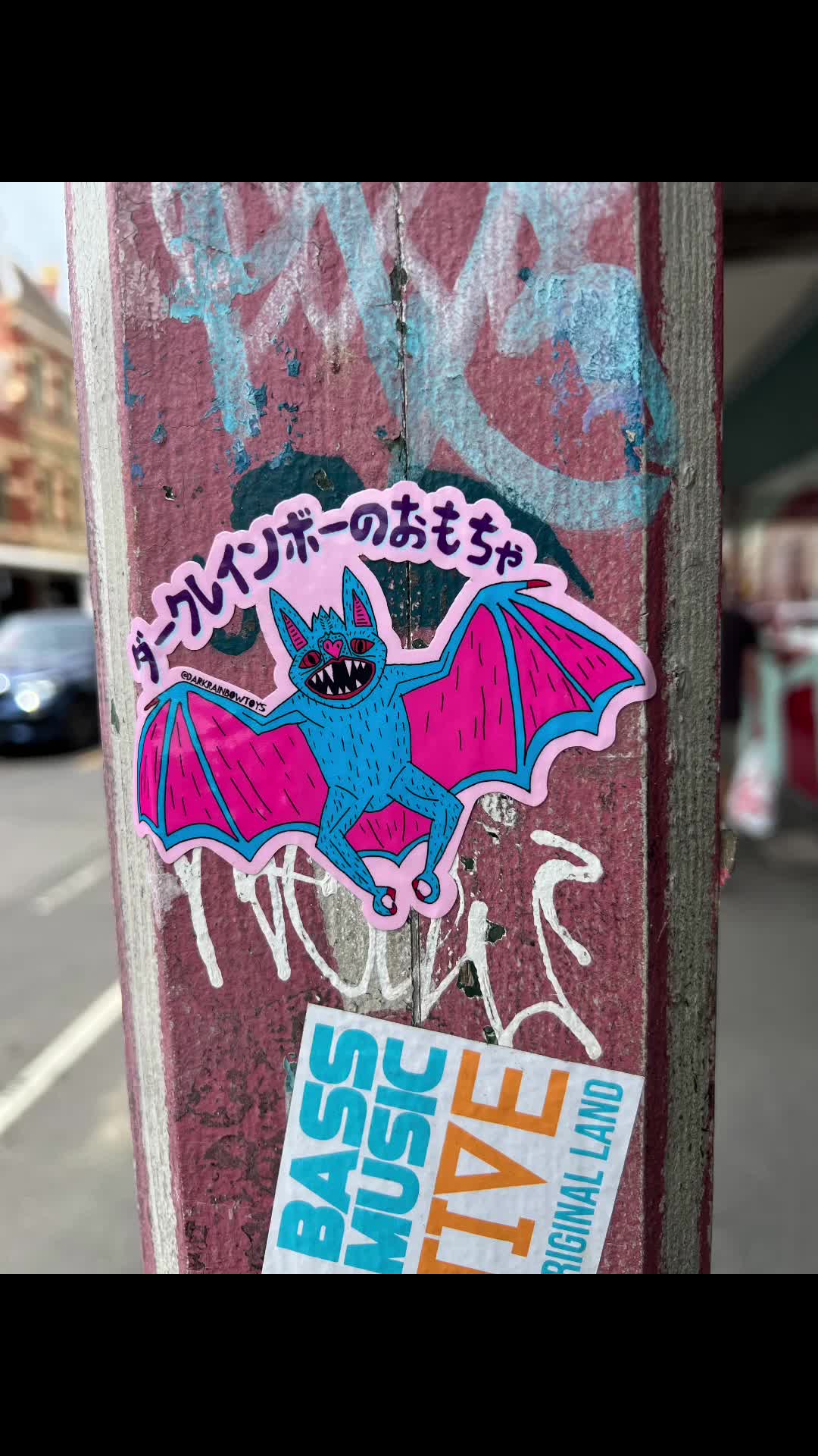 @DarkRainbowToys