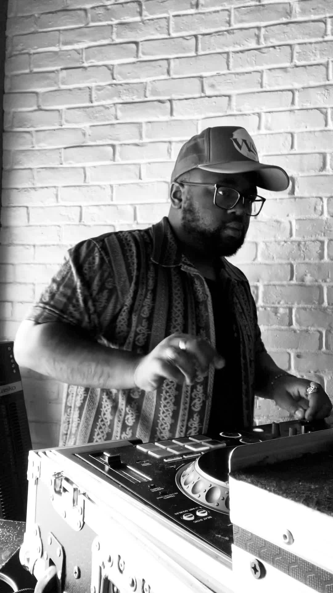 @DJ BISHOP DON