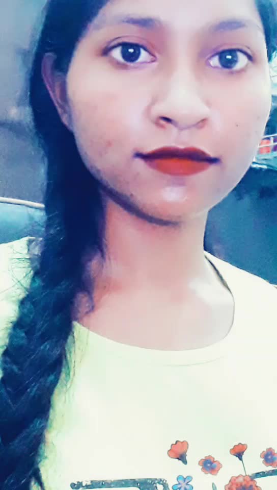 @kdivya_