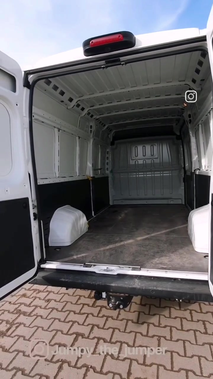 @Jumpy_the_jumper