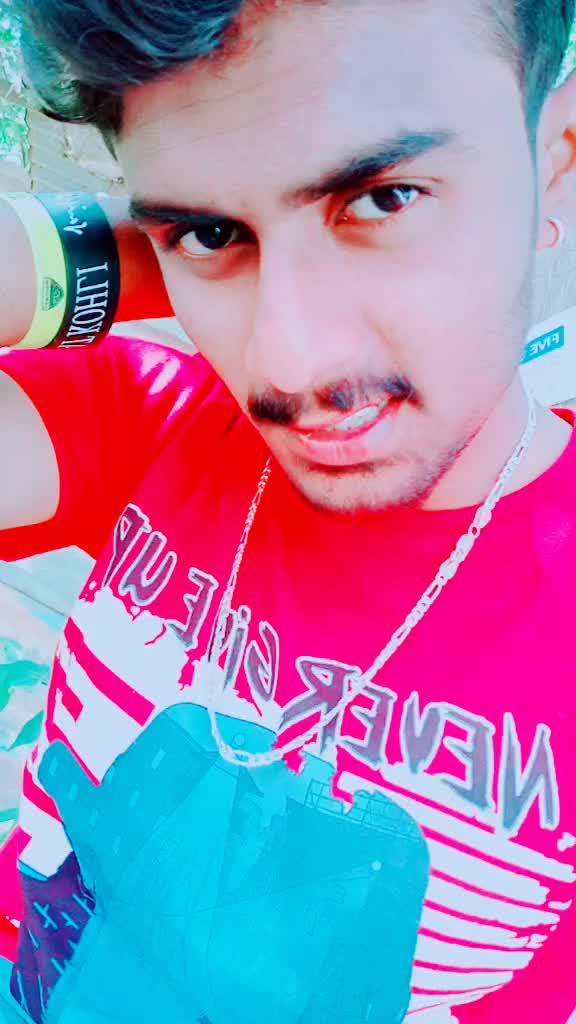 @smlie_santhu