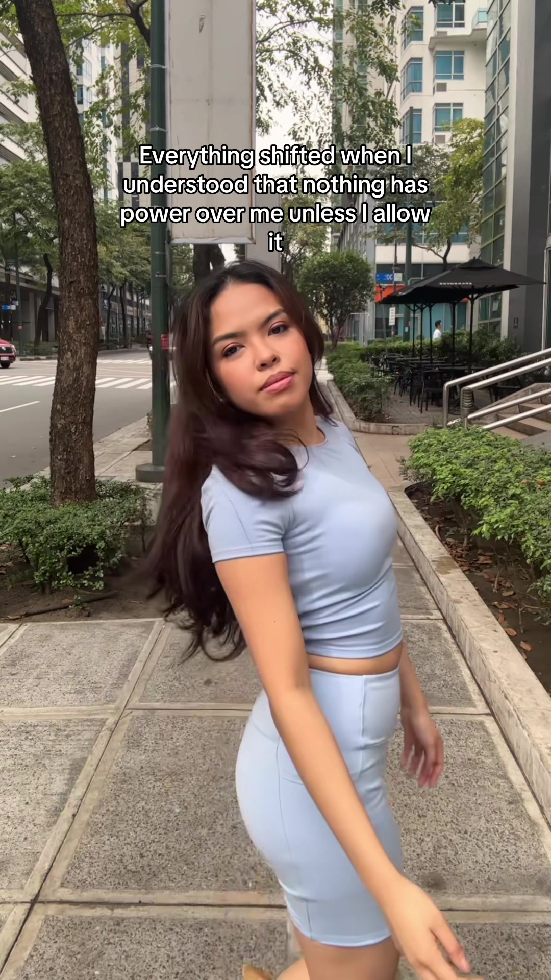 @IAMANONAS