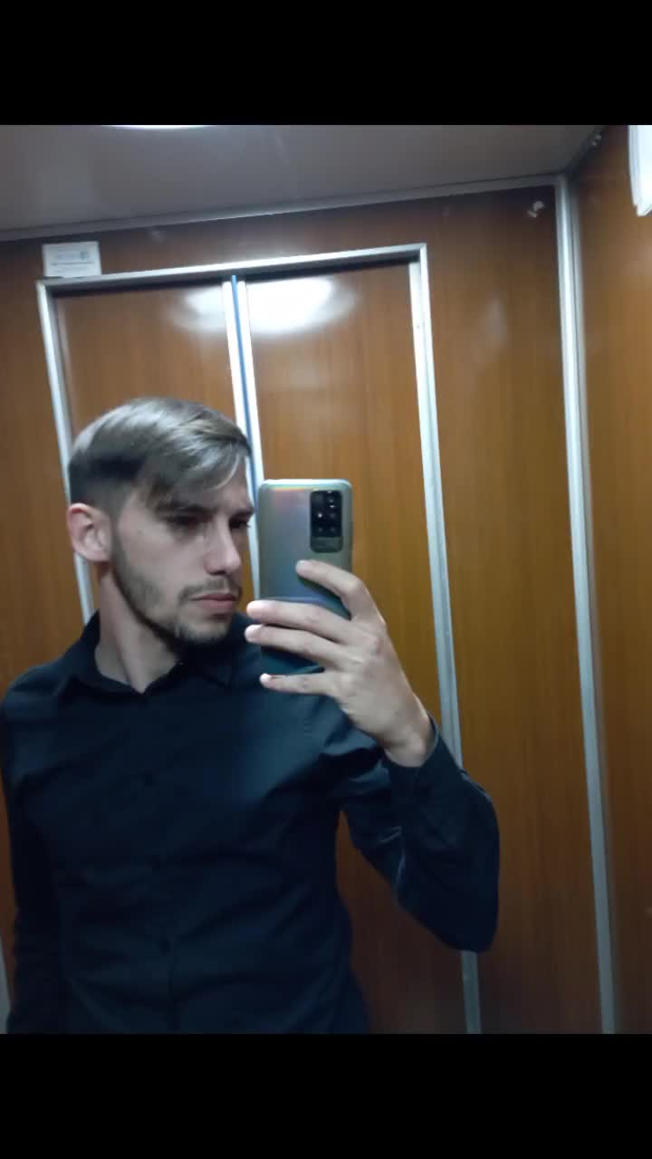 @Daniele Giambruno