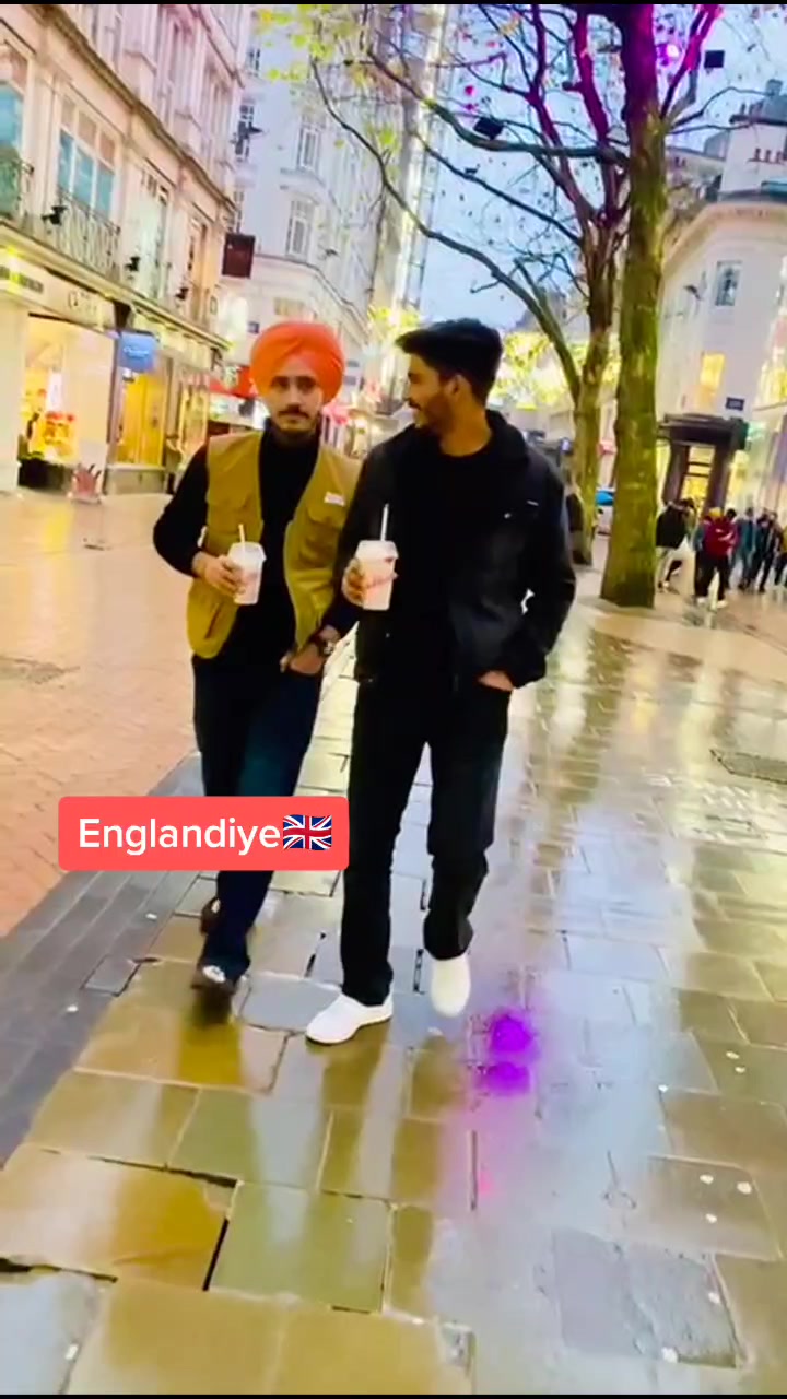 @ROBIN 🇬🇧
