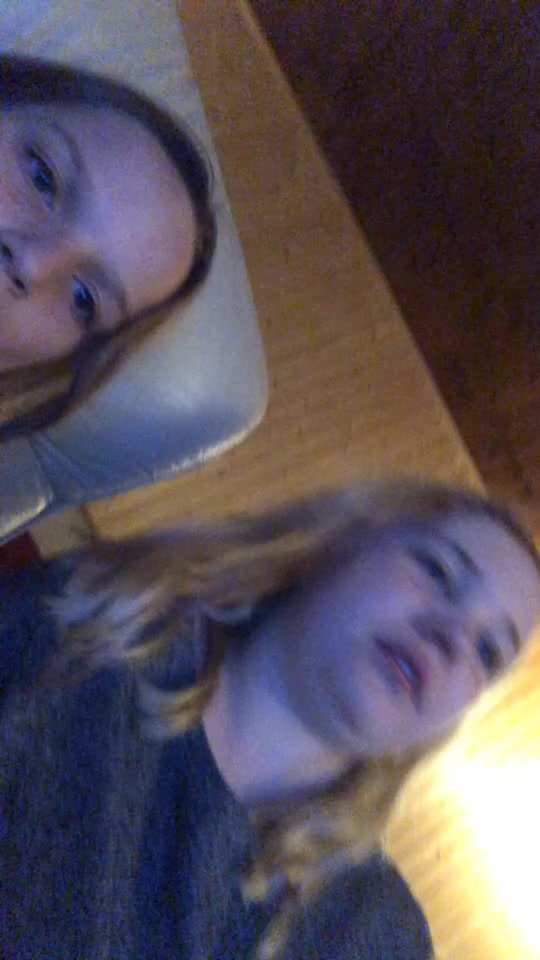 @Snälla följ mig!🥰