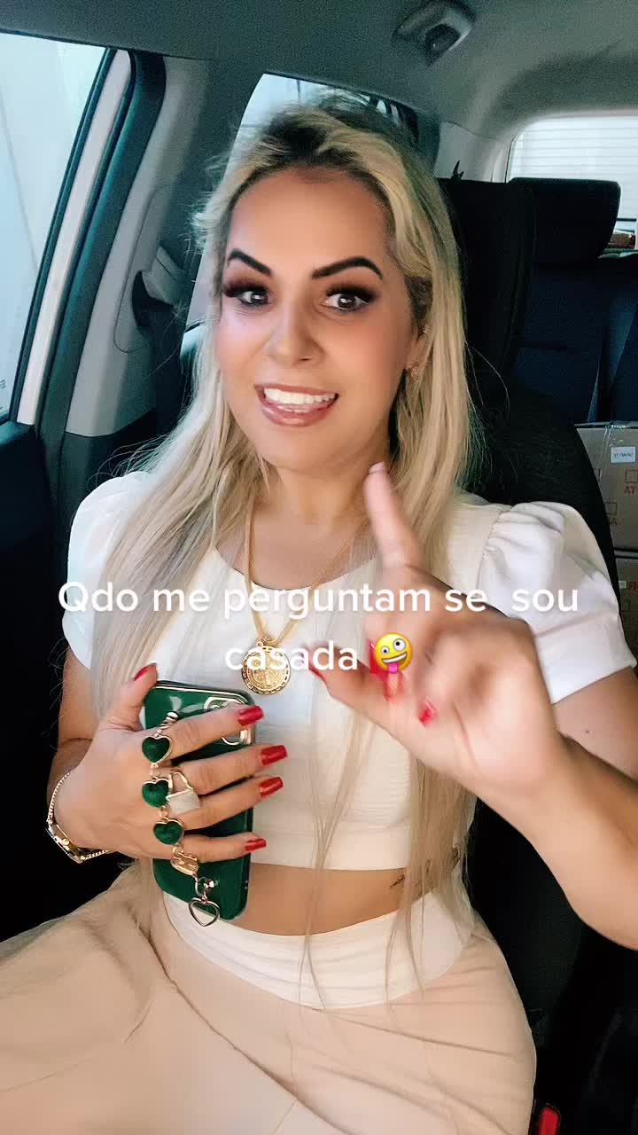 @M&aacute;rcia Araujo