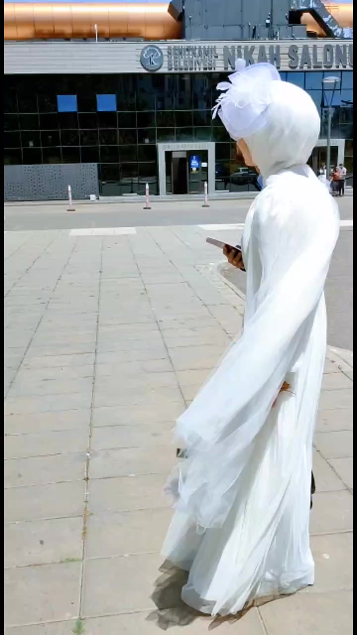 @Ahmetebrarşahin