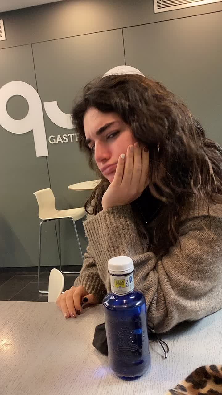 @Luna Marc&eacute;n