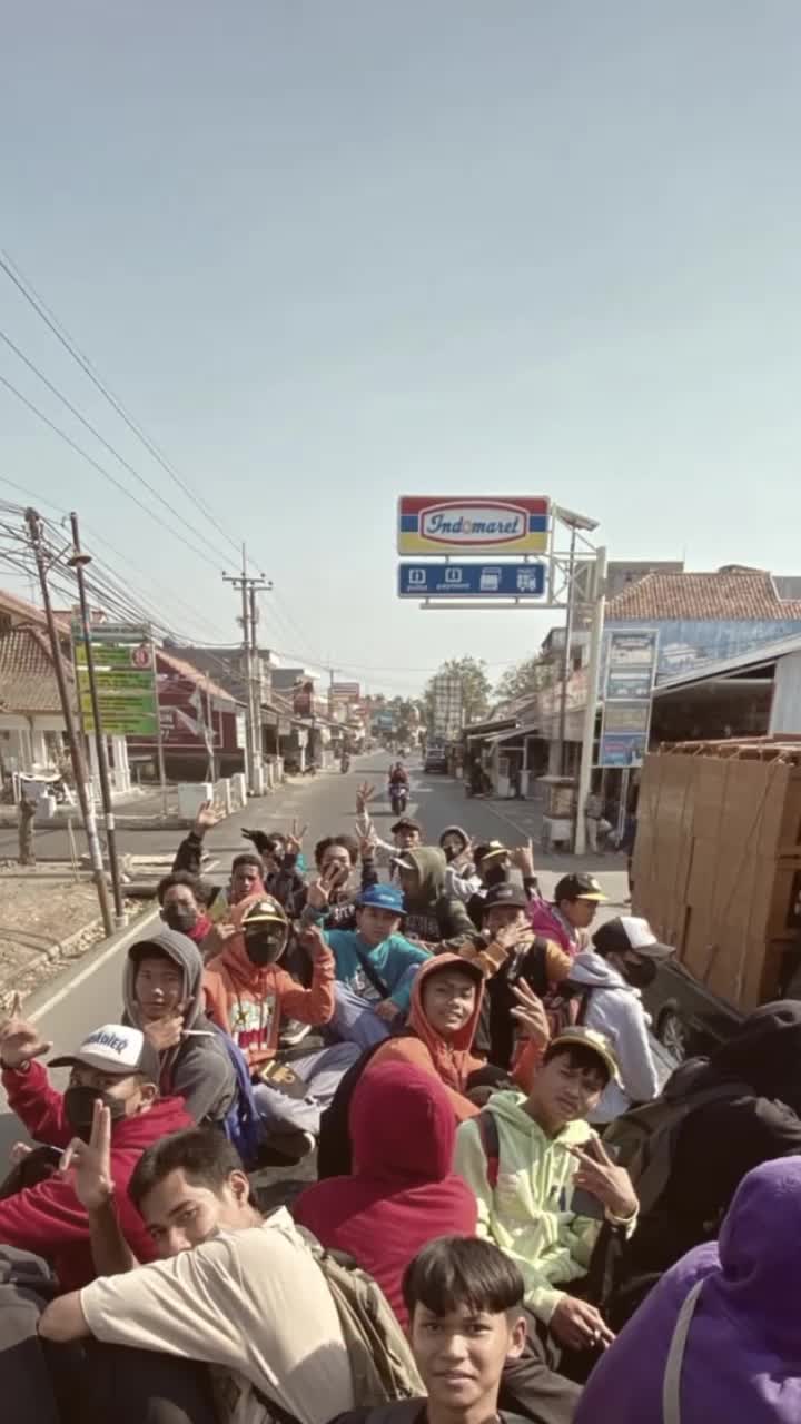 @GNWAN ANAK SHOLEH