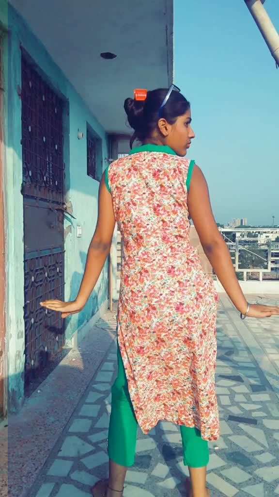 @Himangi