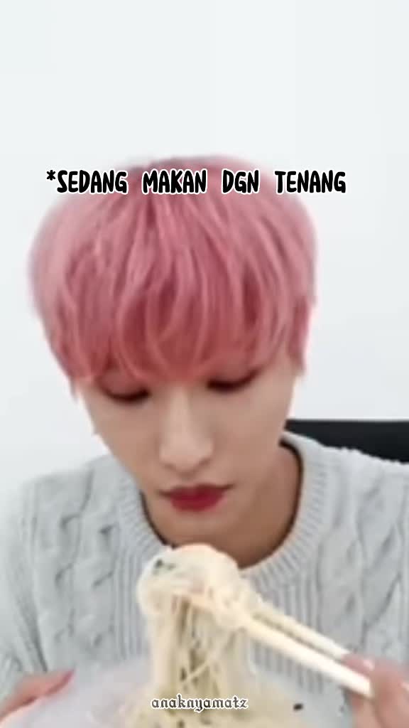 @so hawt🙂[hiat]