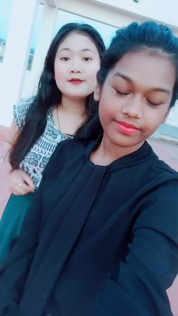 @Rohi...