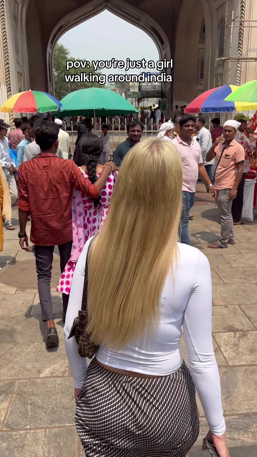 @notlaylaroo