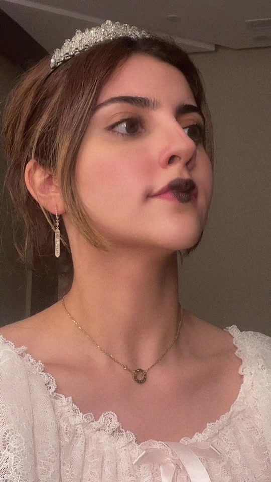 @douniabomba
