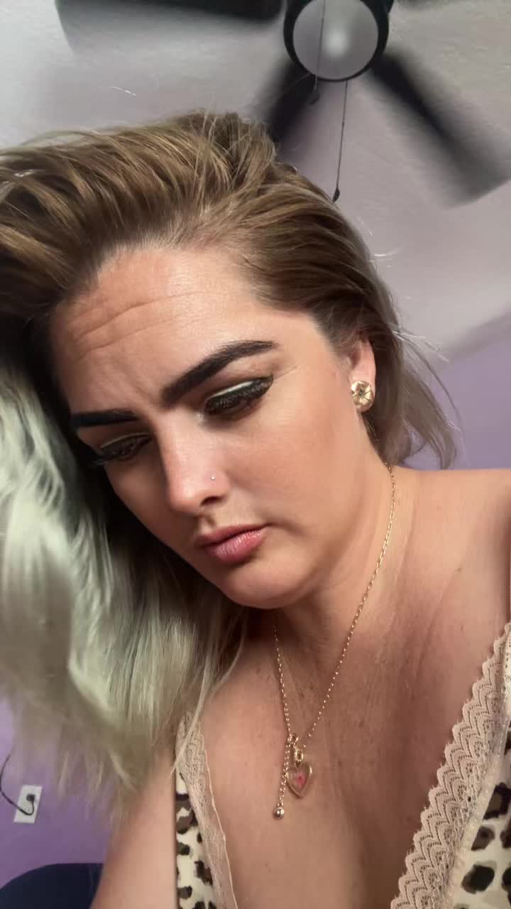 @lesliengomez2