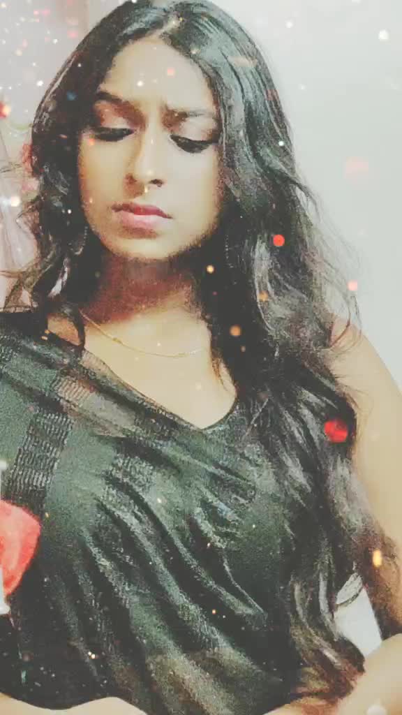 @Divya Designer