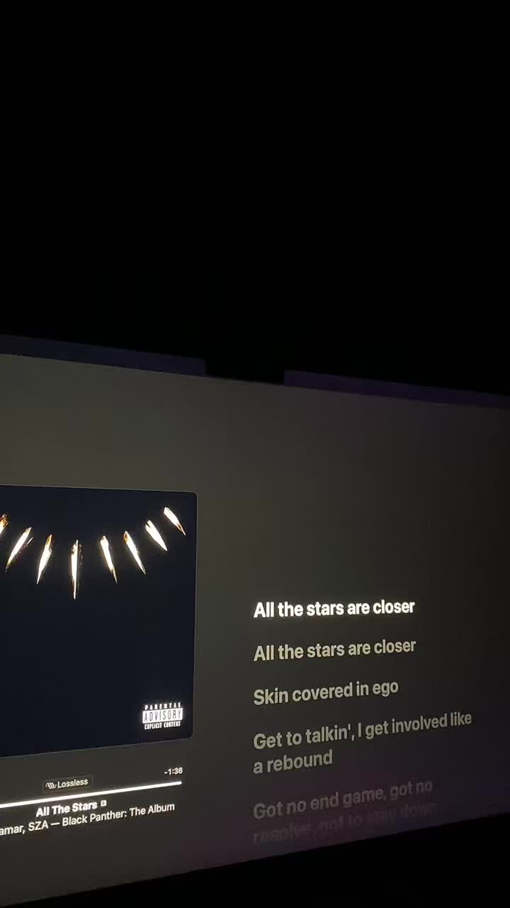 @🎧