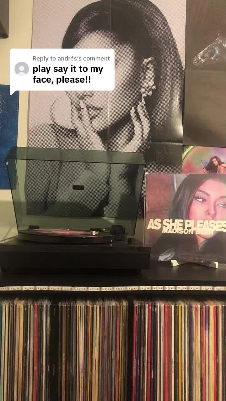 @vinyl addicted
