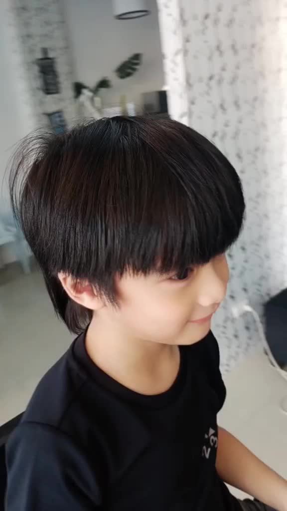 @Lhyka